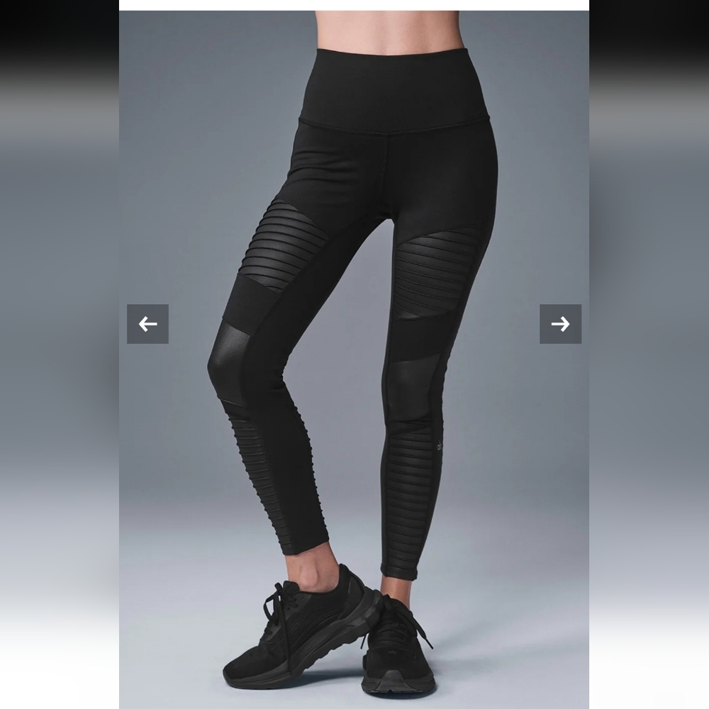 #199. ALO Yoga Black Leggings High Waisted Moto Gym Running Athleisure. - Picture 3 of 10